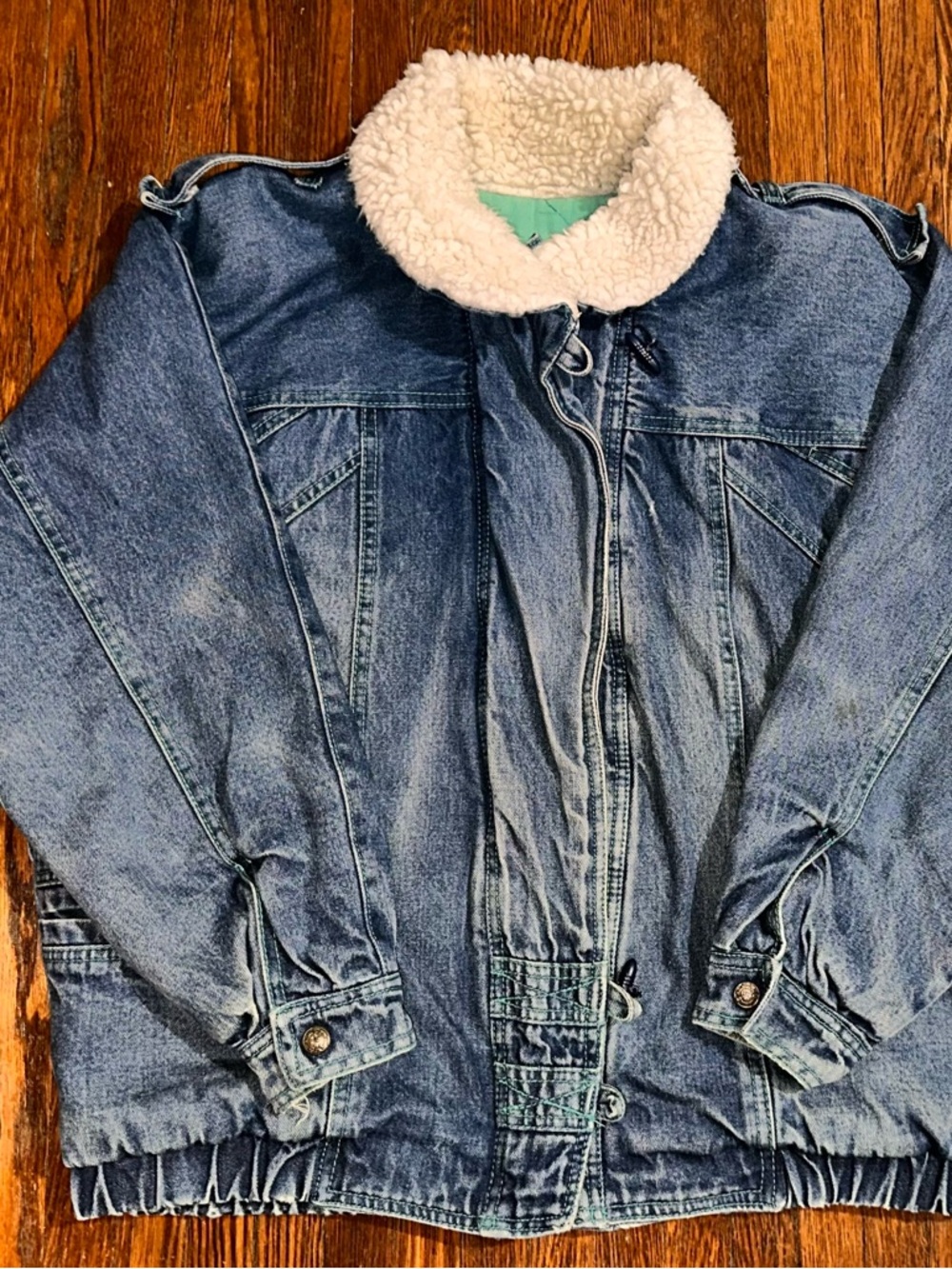 Women’s Vintage Bonjour Blue Denim Jean Jacket With Sherpa Lined Collar